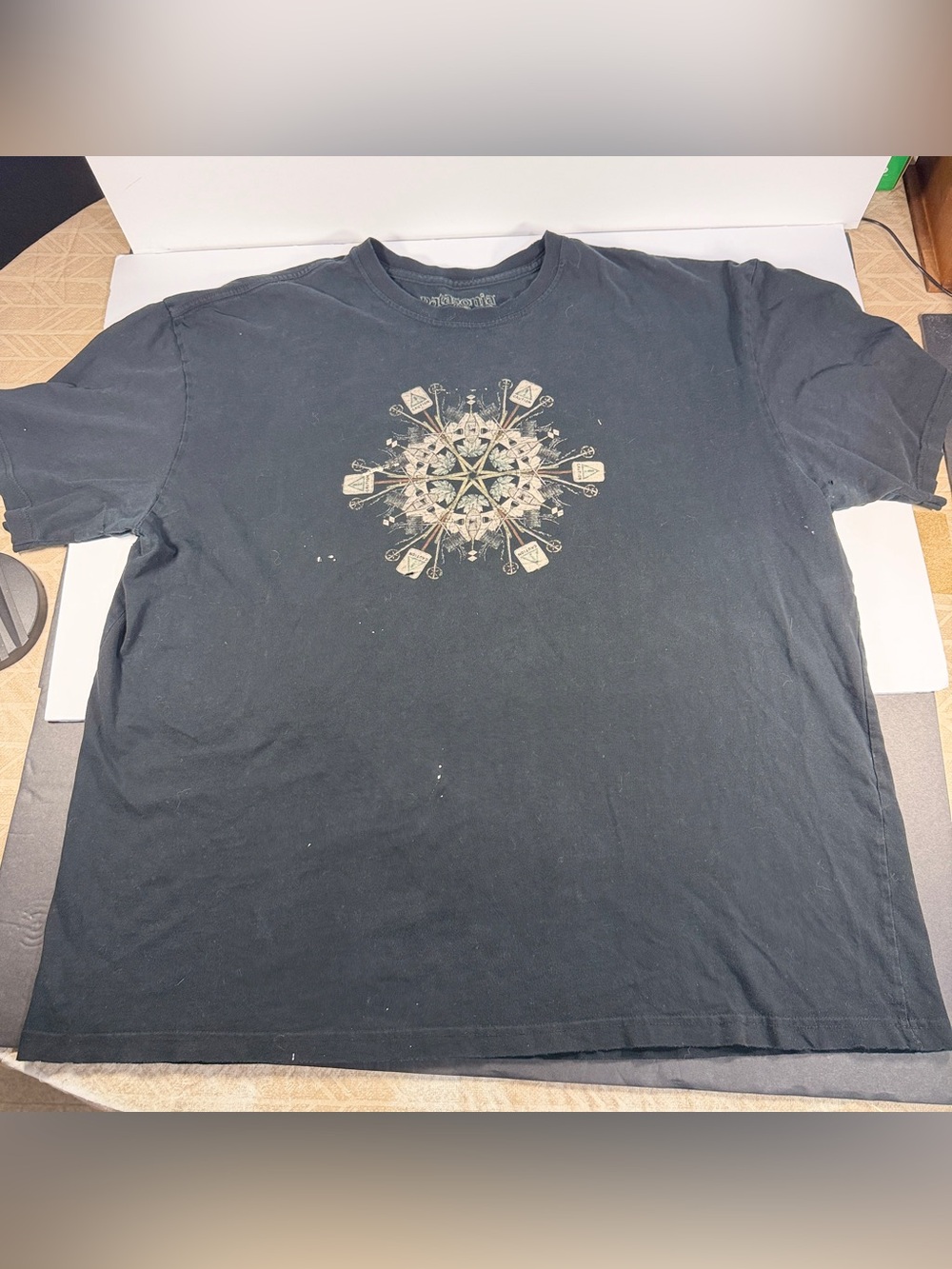 Patagonia Shirt 2XL Gray Mandala Ski Graphic Distressed Paint Holes Thrashed